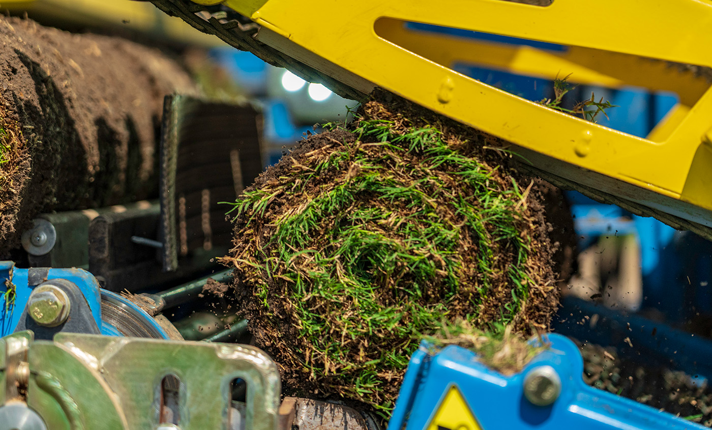 sod roll-up on R300